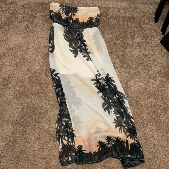 Wild Sleeveless Dress - Picture 5 of 9